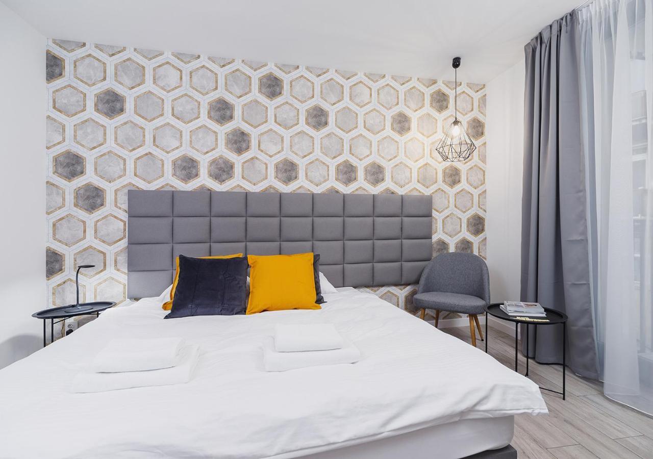Wow! Aparthotel By Krakowmyplace Dış mekan fotoğraf