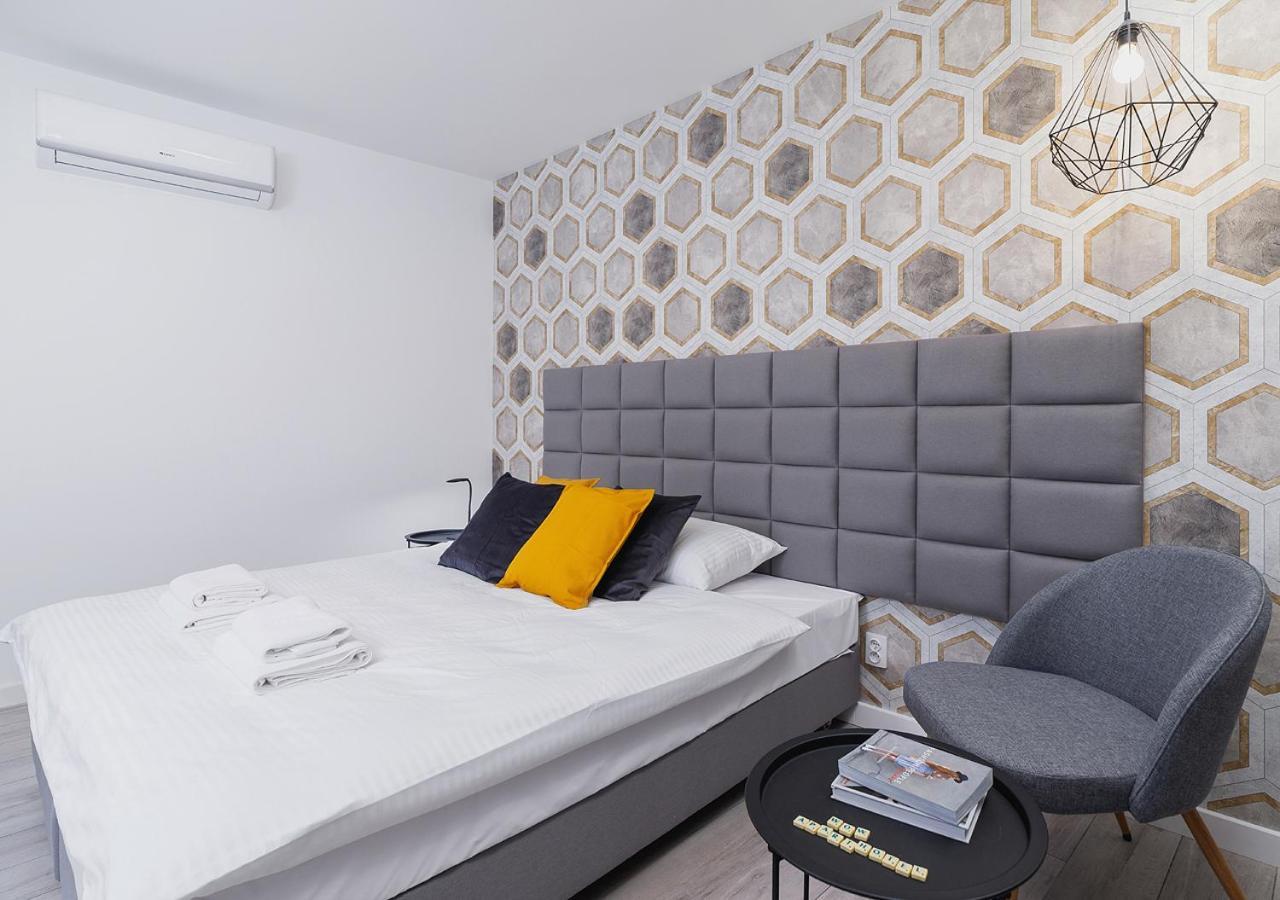 Wow! Aparthotel By Krakowmyplace Dış mekan fotoğraf